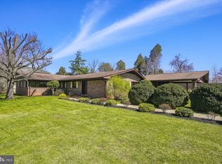 8405 Sunset Dr, Manassas, VA 20110