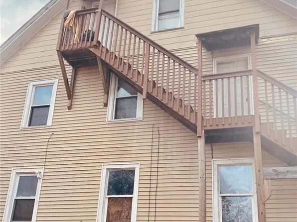 119 Carey Hl, Willimantic, CT 06226