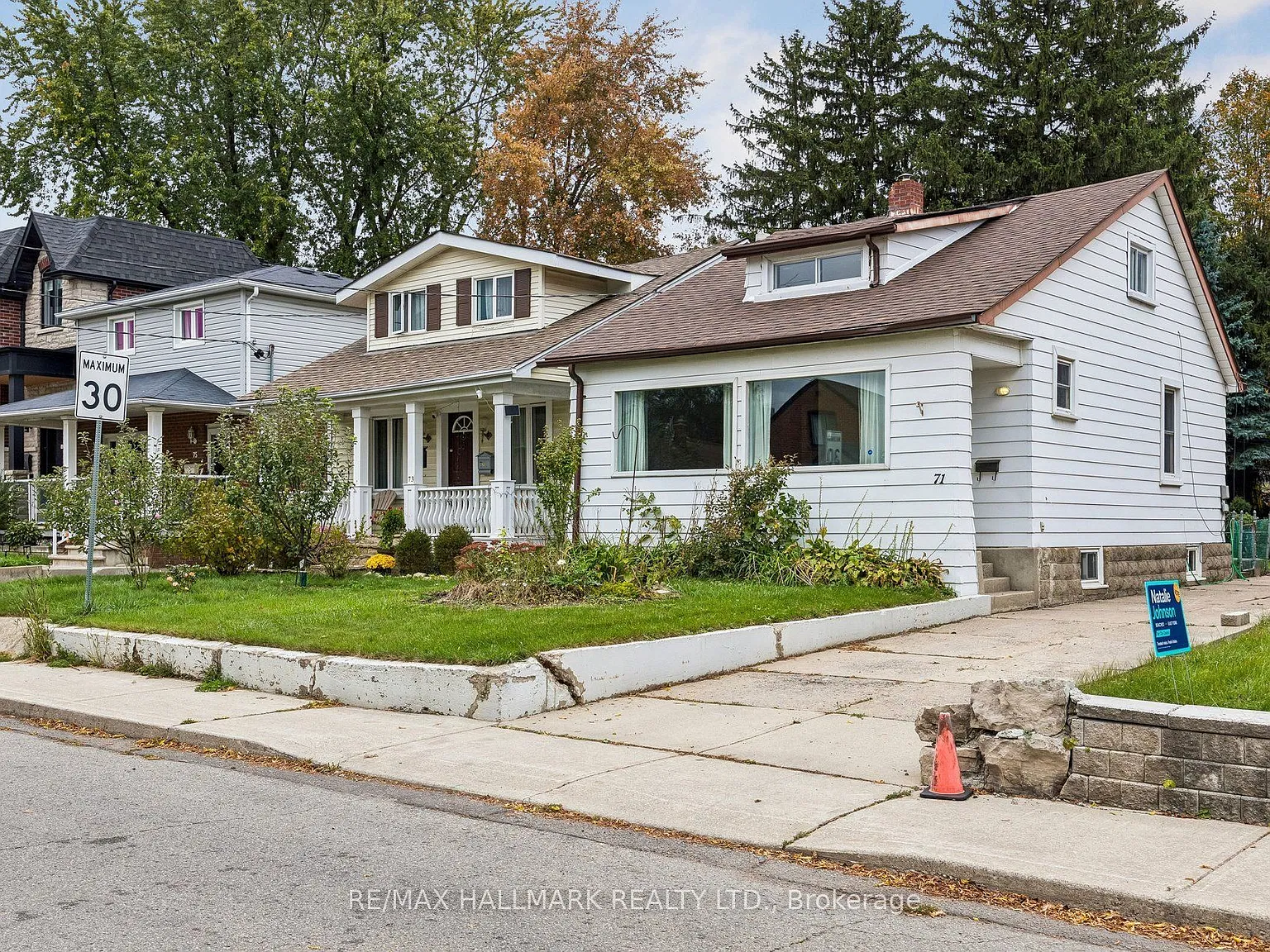 4 bed, $2,950 — Photo 1