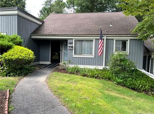367 Heritage Vlg #A, Southbury, CT 06488