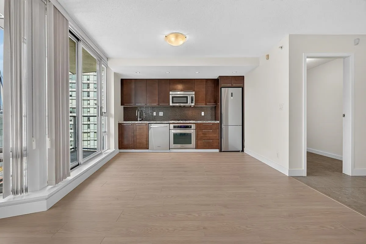 1 bed, 658 sqft, $2,750 — Photo 3