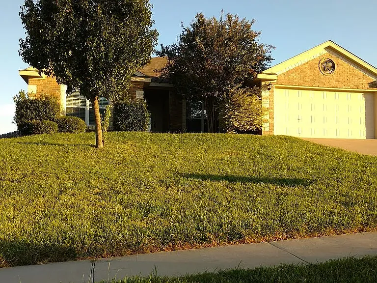 4908 Lightning Rock Trl — Photo 1