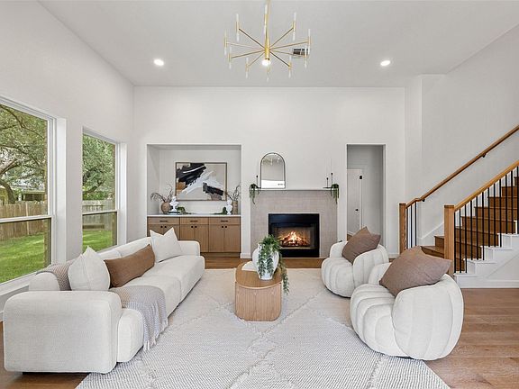 3rd image of 14829 Irondale Dr