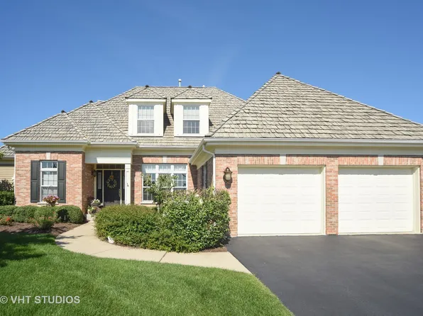 1756 Arrowwood Way, Libertyville, IL 60048