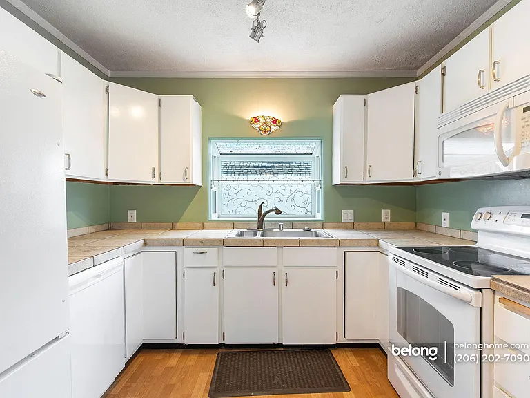 6350 37th Ave SW — Photo 16