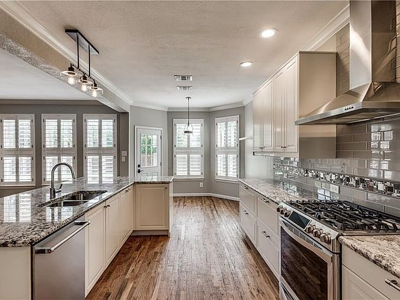 4th image of 5910 Northcrest Dr