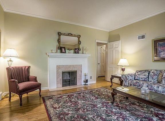 5th image of 3225 S Shady Bend Dr