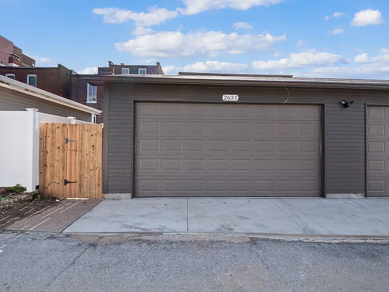 "GaragePort" from alley