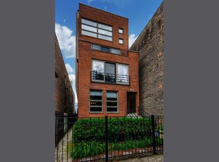 1051 N Wolcott Ave #1, Chicago, IL 60622