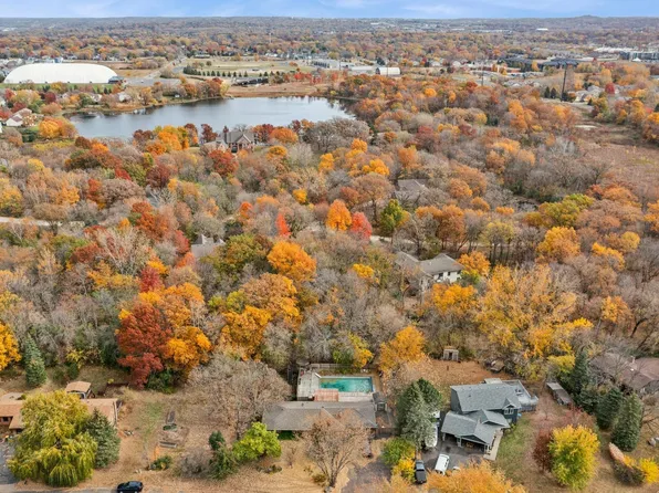 13677 Dan Patch Dr, Savage, MN 55378