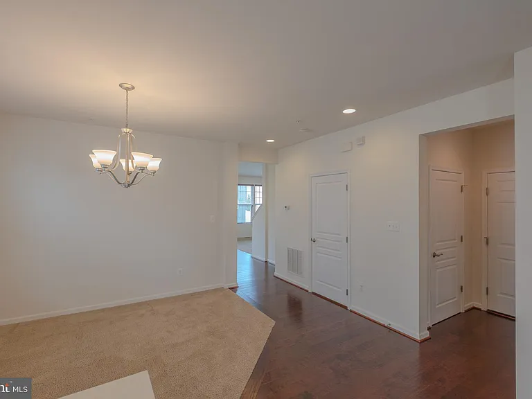 43699 Sweetbay St — Photo 3