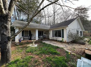 263 Holly Hills Rd, Sylva, NC 28779