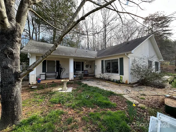 263 Holly Hills Rd, Sylva, NC 28779