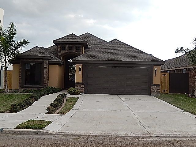 1st image of 900 E Canela Ave