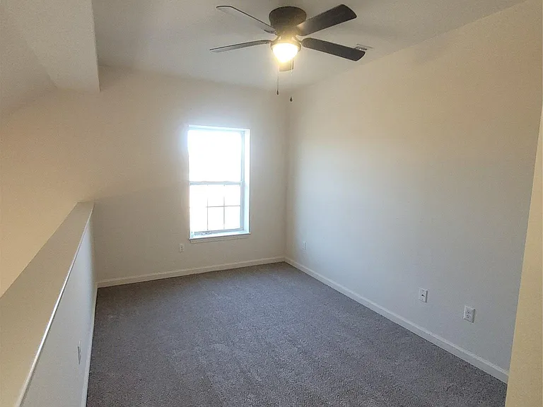 268 Ruth Ct — Photo 13