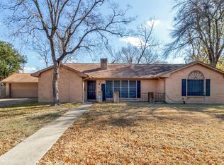 216 Redmond Dr, College Station, TX 77840