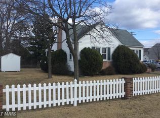 8469 Geneva Rd, Pasadena, MD 21122