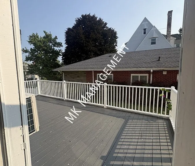 840 Clay Ave #1 — Photo 11