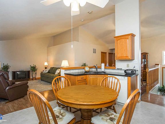 3rd image of 18402 Millennium Dr #0