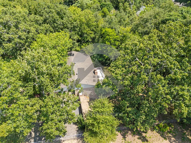 108 Robin Ln — Photo 18