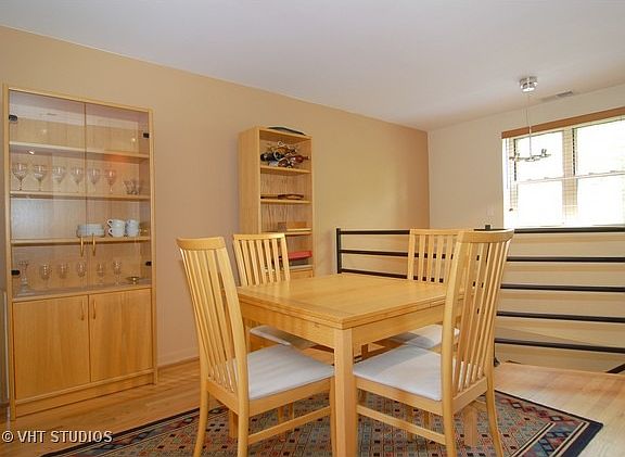 4th image of 3642 N California Ave #1