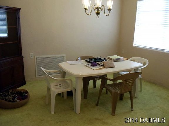 5th image of 161 Longwood Dr