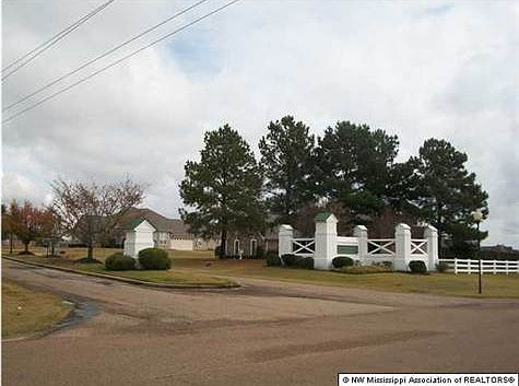 2nd image of 13140 Coldwater Dr