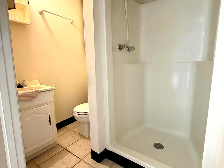 915 Main St #302 — Photo 6