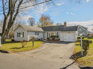 139 Pennsylvania Ave E, Niantic, CT 06357