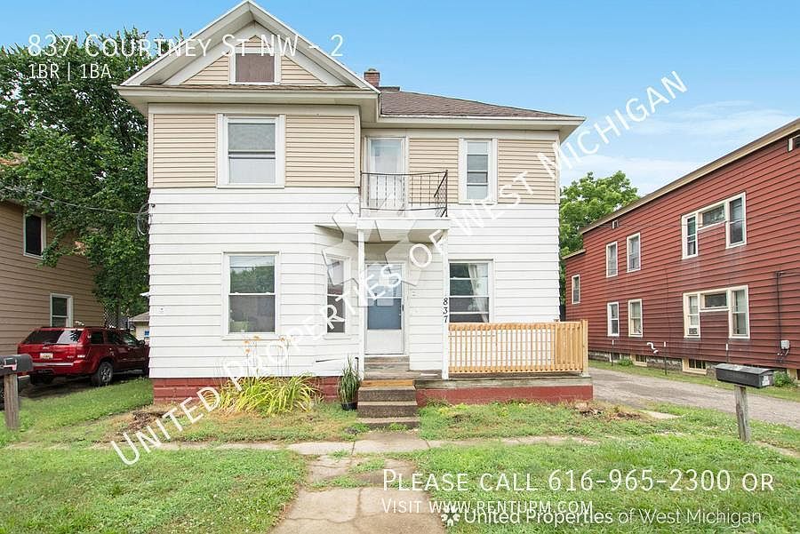 1st image of 837 Courtney St NW #2