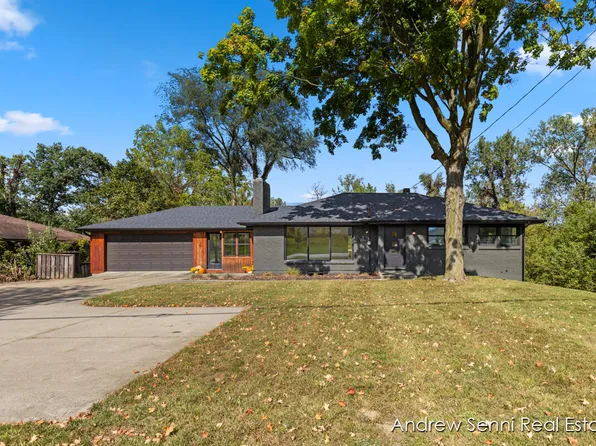 1261 Three Mile Rd NE, Grand Rapids, MI 49505