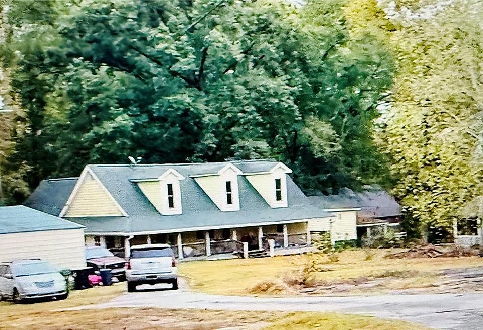 1st image of 2351 Wilson Rd NW