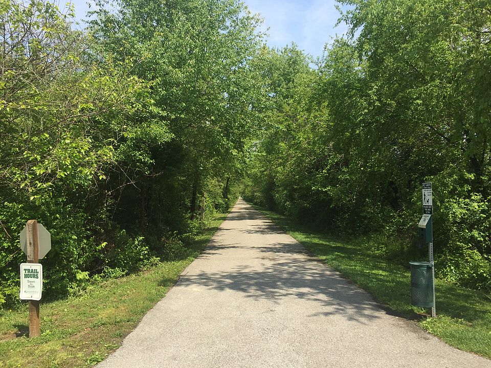2nd image of 5043 Clay Creek Ln