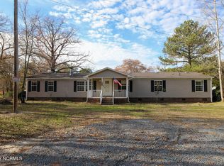 664 Lucas Rd, West End, NC 27376