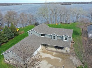 4725 141st Ave NE, Spicer, MN 56288