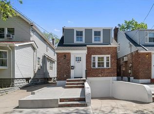 938 Revere Ave, Bronx, NY 10465