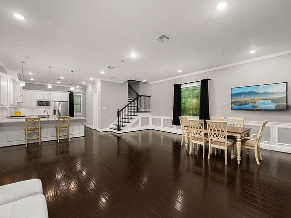 5th image of 2208 Bellefontaine St Unit A