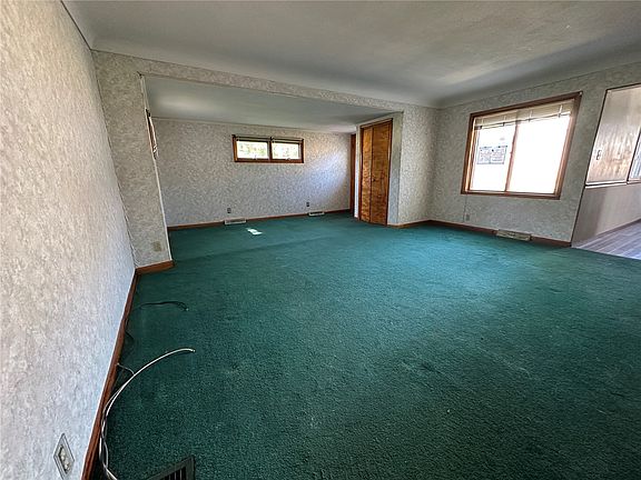 2nd image of 2815 Waveland Dr NW