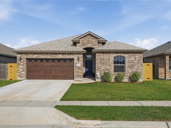 1026 Pasadena St, Portland, TX 78374