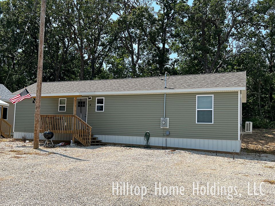 1st image of 4 Iron Oak Ln