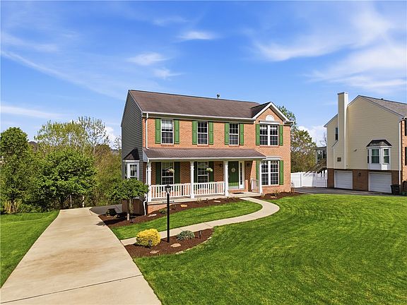 3rd image of 2225 Watchfield Dr