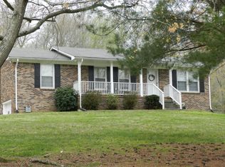 7203 Harding Dr, Fairview, TN 37062