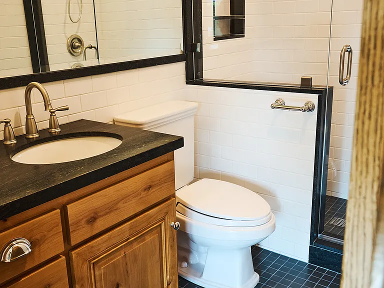 4720 Hayman Ave — Photo 31