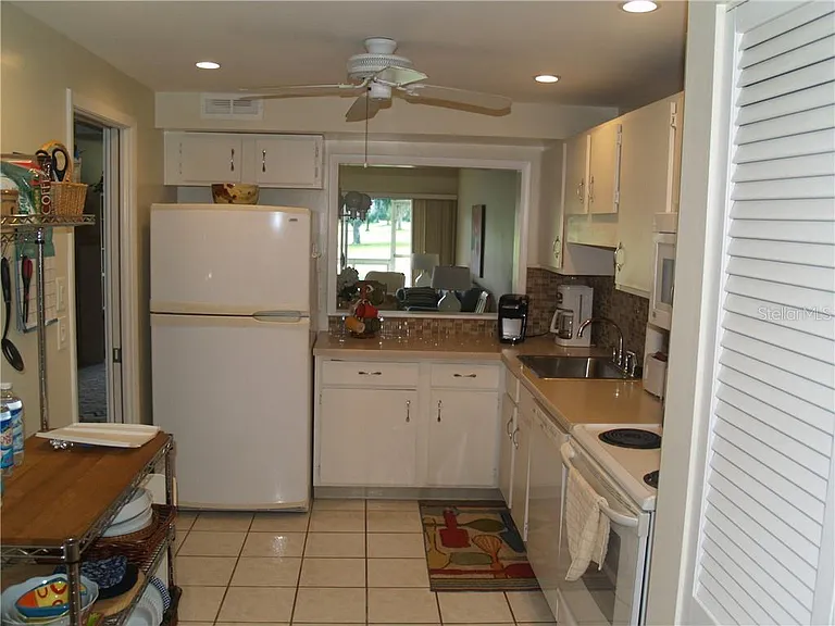 7405 W Country Club Dr N #104 — Photo 5