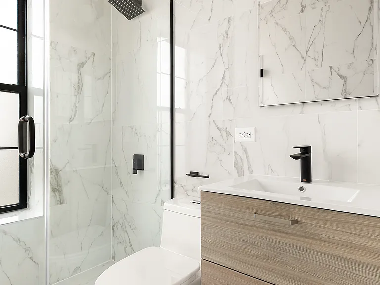 972 Manhattan Ave #5B — Photo 7