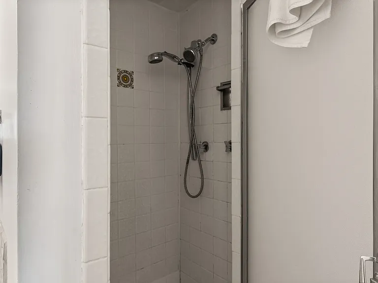 320 Artist Rd #8 — Photo 20