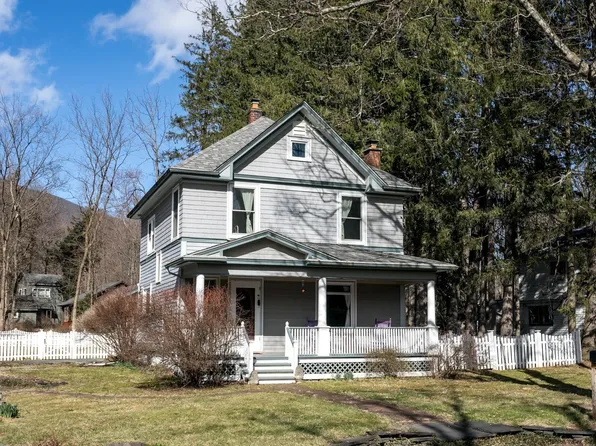 46 Lower Byrdcliffe, Woodstock, NY 12498