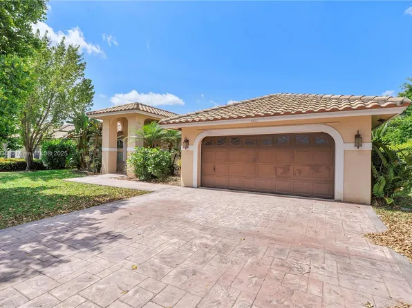 4622 NW 100th Ter, Coral Springs, FL 33076