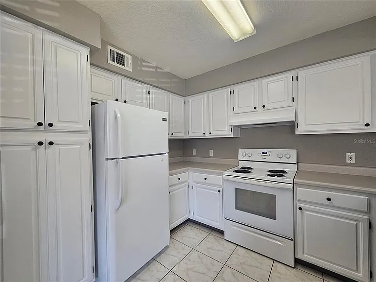 13838 Fairway Island Dr #1418 — Photo 11
