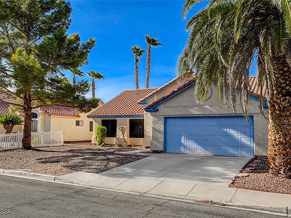 2nd image of 1764 Yellowwood Dr